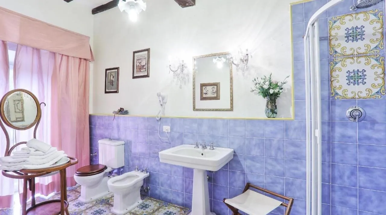 Relais Villa Montecatini Camaiore Bed & Breakfast