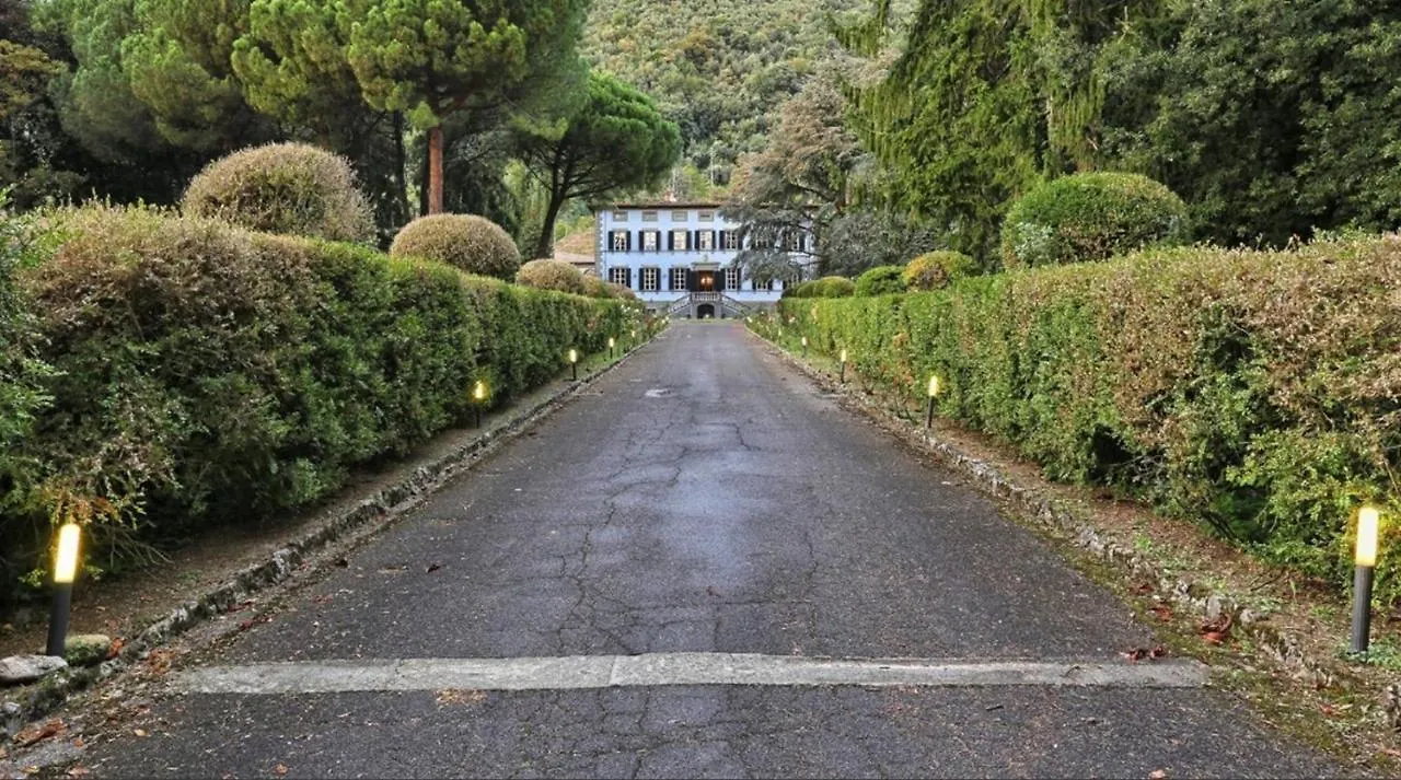 Bed & Breakfast Relais Villa Montecatini Camaiore Italy