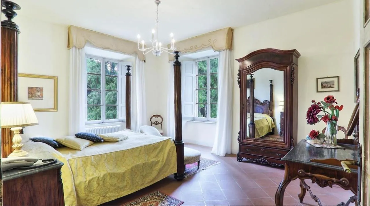 Relais Villa Montecatini Camaiore 0*,  Italy